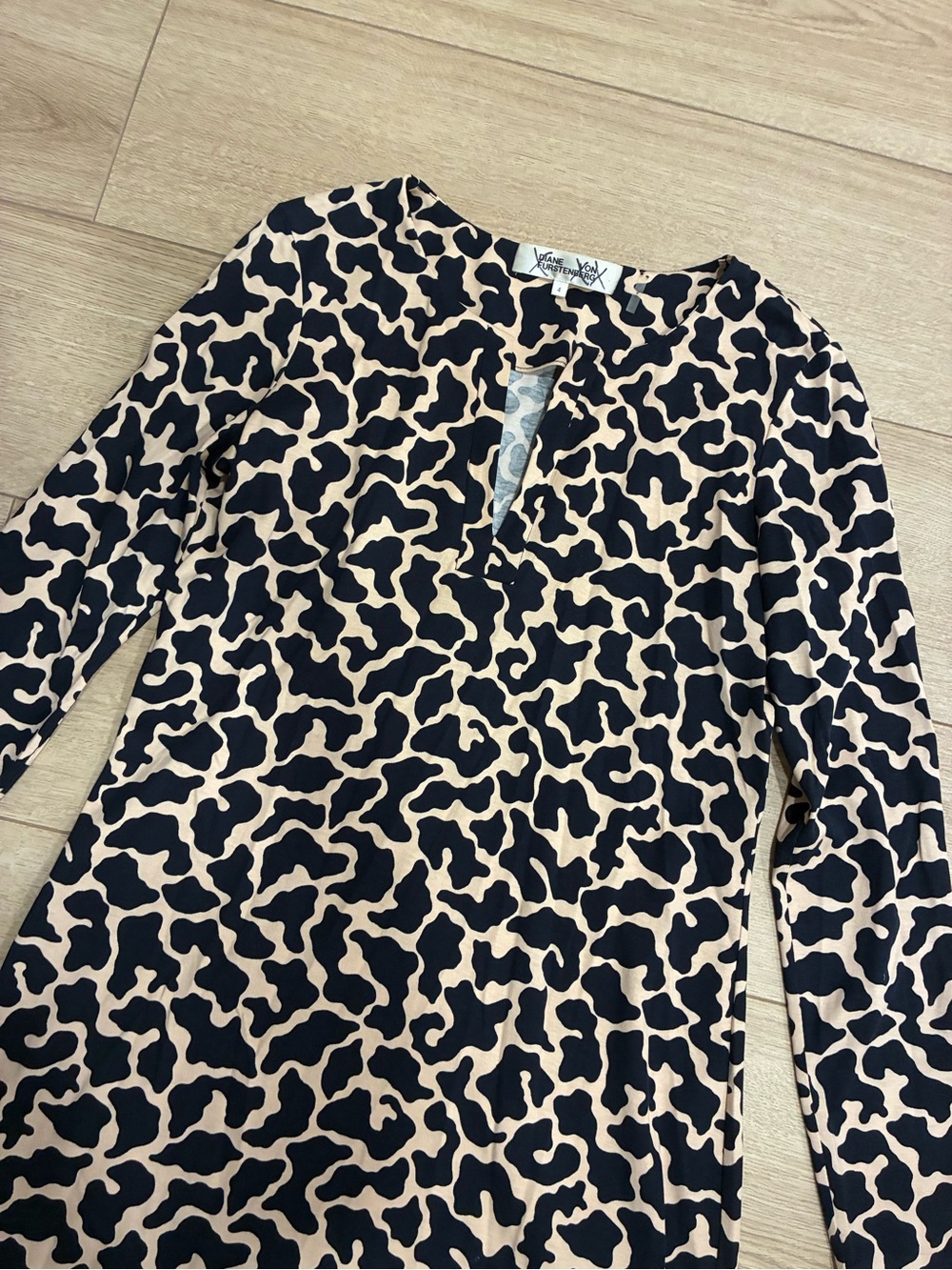 Diane Von Furstenberg Women’s Reina Dress Leopard Silk Jersey Cheetah Size 4